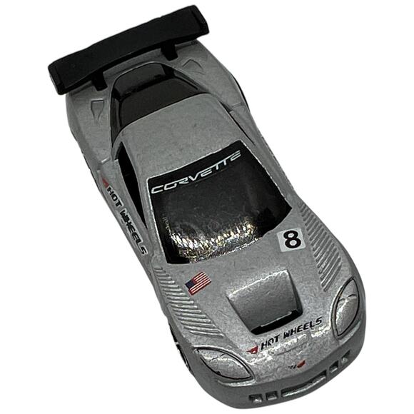 Diecast Toy Car Silver Corvette-Inspired Racer with Spoiler 1:64 - Picture 6 of 8